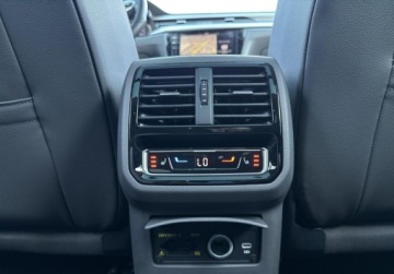 Volkswagen Arteon Fastback Facelifting 2.0 TDI 200KM 2022 Volkswagen Arteon 4Motion 200KM 2.0TDI DSG Elegance Business Asystenci Kam, zdjęcie 16