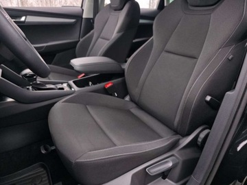 Skoda Karoq Crossover Facelifting 1.5 TSI ACT 150KM 2024 Skoda Karoq 1.5TSI 150KM FV23 DSG Selection HAK elektryczny Pakiety - Park, zdjęcie 22