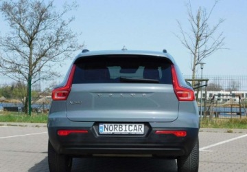 Volvo XC40 2022 Volvo XC 40 z Gwarancja Bezwypadkowy Kamera Podgrzewane Fotele 1.5 Benzyna, zdjęcie 29