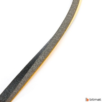 Изоляционная пена, уплотнитель с клеем, утеплитель для окон, дверей, гаражных ворот