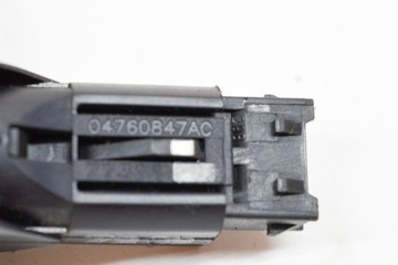 DODGE AVENGER MK2 PŘEPÍNAČ SPOMALENÍ ZADNÍ KRYT 04760847AC 2.0 DIESEL