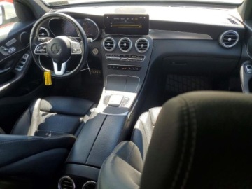 Mercedes GLC C254/X254 2022 Mercedes-Benz GLC 300 4matic 2022 2.0 Benzyna 255KM, zdjęcie 8