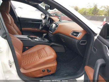 Maserati Ghibli III 2019 Maserati Ghibli 2019 Maserati Ghibli S Q4 GranSport 3.0L 3.0 Benzyna 424KM, zdjęcie 6