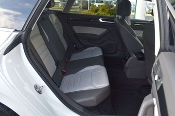 Volkswagen Arteon Fastback Facelifting 2.0 TDI 200KM 2022 Volkswagen Arteon Elegance 2.0TDI 200KM DSG7 4Motion Panorama Nappa Kamera, zdjęcie 37