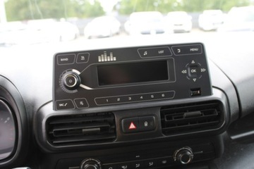 Citroen Berlingo III Osobowy M 1.5 BlueHDi 102KM 2020 Citroen Berlingo XL 1.5 Bluehdi 100 S&amp;s, zdjęcie 16