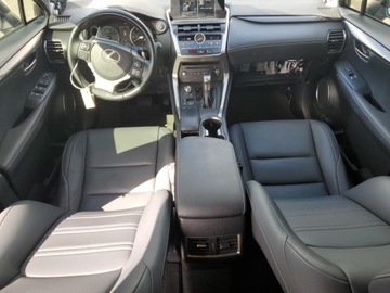 Lexus NX I 2020 Lexus NX 300 Base 2020 2.0L 2.0 Benzyna 235KM, zdjęcie 8