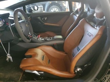 Lamborghini Huracan 2021 Lamborghini Huracan 2021, 5.2L, EVO, od ubezpieczalni 5.2 Benzyna 602KM, zdjęcie 7