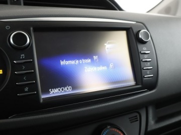 Toyota Yaris III Hatchback 5d Facelifting 2017 1.5 Dual VVT-iE 111KM 2019 Toyota Yaris kamera klima, zdjęcie 22