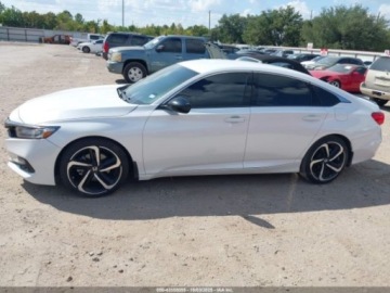 Honda Accord VIII 2021 Honda Accord Sport Special Edition 2021 1.5l 1.5 Benzyna 192KM, zdjęcie 2