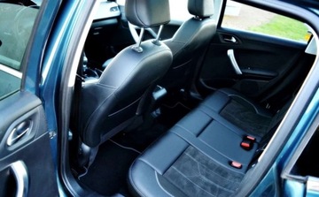 Peugeot 2008 I SUV Facelifting 1.2 PureTech 110KM 2016 Peugeot 2008 Automat, Panorama, Kamera cofania, Nowy rozrzad 1.2 Benzyna, zdjęcie 11