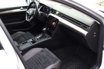 Volkswagen Passat B8 Variant Facelifting 2.0 TDI 190KM 2020 Volkswagen Passat DSG, Virtual, Hak, Tempomat, LED Matrix, Climatronic, Ka, zdjęcie 10