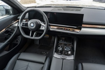 BMW Seria 5 G90-91 Touring 2.0 520d 197KM 2025 BMW 520 xDrive Limuzyna - Dostępny od ręki!, zdjęcie 18