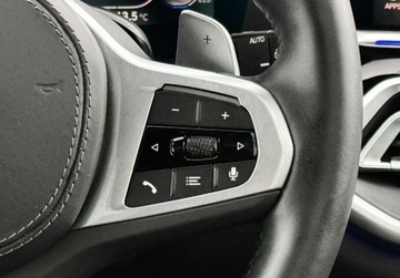 BMW X5 G05 M SUV 4.4 M50i 530KM 2022 BMW X5 I wlasciciel V8 Hak PL Gwarancja Bezwypadkowy FVAT23, zdjęcie 21