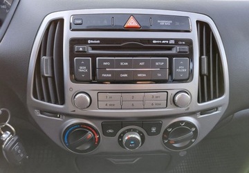 Hyundai i20 I Hatchback 5d Facelifting 1.2 DOHC 85KM 2014 Hyundai i20 1.2 Benzyna 86KM, zdjęcie 19