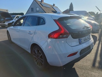 Volvo V40 II Hatchback 2.0 D2 DRIVE-E 120KM 2015 VOLVO V40! Wkrótce w ofercie!, zdjęcie 5