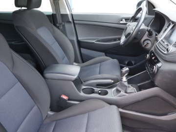 Hyundai Tucson III SUV 1.6 GDI 132KM 2016 Hyundai Tucson 1.6 GDI, Navi, Klima, Klimatronic, zdjęcie 8