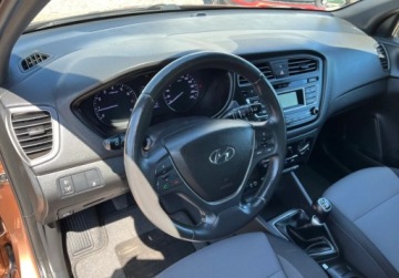 Hyundai i20 II Coupe 1.2 MPI 84KM 2017 Hyundai i20 1.2 Benzyna 84KM, zdjęcie 15