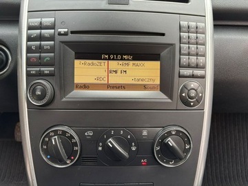 Mercedes Klasa A W169 Coupe 1.7 180 116KM 2010 Mercedes A 180 1.7 benzyna Avantgarde Serwis w ASO, zdjęcie 15