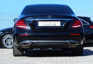 Mercedes Klasa E W213 Limuzyna Plug-in Facelifting 2.0 300e 320KM 2020 Mercedes E300e 320 koni Sedan Burmester Szyber Webasto Kamera Avantgarde, zdjęcie 8
