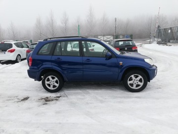 Toyota RAV4 II 2.0 16V D-4D 116KM 2003 Toyota RAV 4 II 2.0 D-4D 116 Ps 4X4, zdjęcie 8