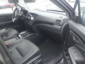 Honda Pilot II 2020 Honda Pilot 2020 HONDA PILOT AWD TOURING 8 PASSENGER 3.5 Benzyna 280KM, zdjęcie 9