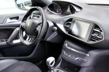 Peugeot 308 II Hatchback GT 1.6 e-THP 205KM 2015 Peugeot 308 GT 205PS/LED/ Alcantara/Navi/2x PDC/, zdjęcie 11