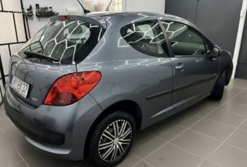 Peugeot 207 Hatchback 5d 1.4 75KM 2007 Peugeot 207 1,4 benzyna 1 wlasciciel 100 bezwypadkowy 1.4 Benzyna, zdjęcie 3
