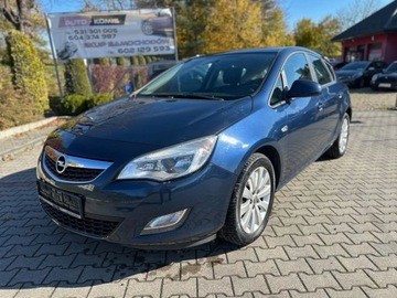 Opel Astra J Hatchback 5d 1.7 CDTI ECOTEC 110KM 2010 Opel Astra J 1.7 Diesel 110KM