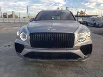 Bentley Bentayga 2023 Bentley Bentayga Bentley Bentayga, od ubezpieczalni 4.0 Benzyna 542KM, zdjęcie 5