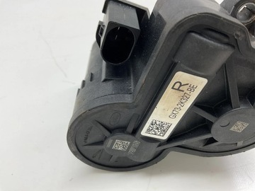 JAGUAR F-PACE 2016 ZADNÍ STRANA PRAVÁ TŘMENY GX732K327BE