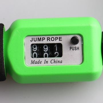 с зеленым верхом и ручкой из пенопласта.