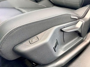 Peugeot 3008 III 2025 Od ręki - Allure e-DCS 1.2 mHEV 145KM / Pakiet Panorama, Bezpieczeństwo, zdjęcie 5
