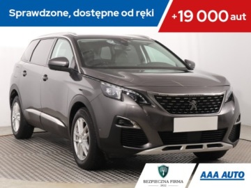 Peugeot 5008 II Crossover 1.2 PureTech 130KM 2019 Peugeot 5008 PureTech 130, Salon Polska