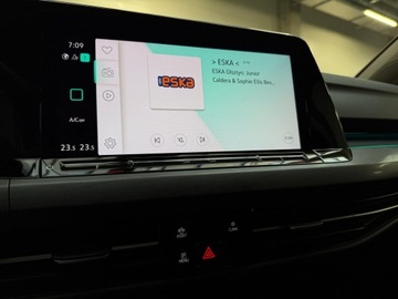 Volkswagen Golf VIII Variant 1.5 eTSI 130KM 2024 Volkswagen Golf Volkswagen Golf Style, zdjęcie 31