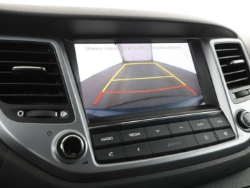 Hyundai Tucson III SUV 2.0 CRDI 136KM 2016 Hyundai Tucson 2.0CRDi Style Nawigacja Tempomat, zdjęcie 23