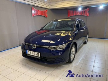 Volkswagen Golf VIII Hatchback 1.5 eTSI 130KM 2023 Volkswagen Golf TGI 2024 1.5 Hybryda Plug-in 131KM