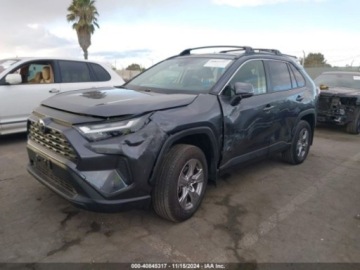 Toyota 2023 Toyota RAV4 2023r., XLE, od ubezpieczalni 2.5 Benzyna 203KM, zdjęcie 2