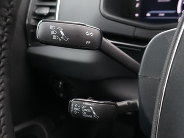 Skoda Karoq Crossover Facelifting 1.5 TSI ACT 150KM 2022 Skoda Karoq 1.5 TSI, Salon Polska, Serwis ASO, zdjęcie 15