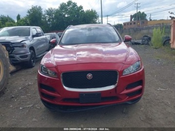 Jaguar F-Pace 2019 Jaguar F-Pace 2019 Jaguar F-PACE 25t Premium AWD 2.0 Benzyna 247KM, zdjęcie 10