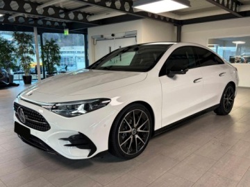 Mercedes CLA C118/X118 2026 MERCEDES-BENZ CLA 200 4-Matic AMG Line 1.5 (163KM) 2026, zdjęcie 1