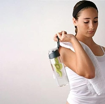 БУТЫЛКА СО ВСТАВКОЙ ДЛЯ ФРУКТОВ БУТЫЛКА ДЛЯ ЛЕДЯНОЙ ВОДЫ БУТЫЛКА 700мл