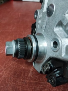 НАСОС ВПРЫСКА CR MERCEDES 2.2 CDI A6510702801