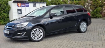 Opel Astra J Sports Tourer Facelifting 1.4 Turbo ECOTEC 140KM 2013 Opel Astra 1,4 TURBO 140KM Led Super Stan Oplaty 1.4 Benzyna 140KM, zdjęcie 4
