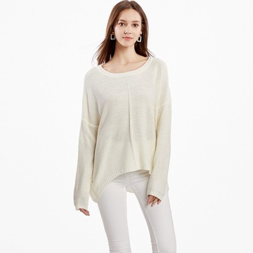 Kobiecy Sweter W Stylu Casual Z Odkrytymi Ramionami I Luźnym Krojem
