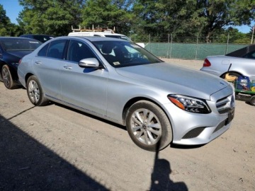 Mercedes Klasa C W205 Kabriolet Facelifting 2.0 300 258KM 2019 Mercedes-Benz Klasa C 2019 MERCEDES-BENZ C 300 4MATIC 2.0 Benzyna 258KM, zdjęcie 4