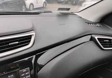 Nissan Qashqai II Crossover 1.2 DIG-T 115KM 2017 Nissan Qashqai 2017r, 1.2 Benzyna. Uszkodzone boki. Jezdzi. 1.2 Benzyna, zdjęcie 20