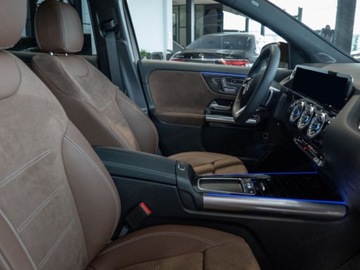 Mercedes GLA II Off-roader Facelifting 2.0 220 190KM 2025 MERCEDES-BENZ GLA 220 4-Matic AMG Line 2.0 (190KM) 2025, zdjęcie 4