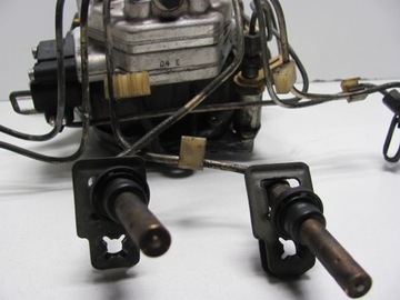 Mercedes R129 300 SL 24V Распределитель впрыска топлива