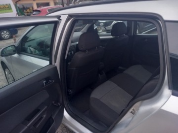 Opel Astra H Kombi 1.6 ECOTEC 115KM 2006 Opel Astra OPEL ASTRA H 1600 benzyna super stan 1.6 Benzyna 115KM, zdjęcie 35