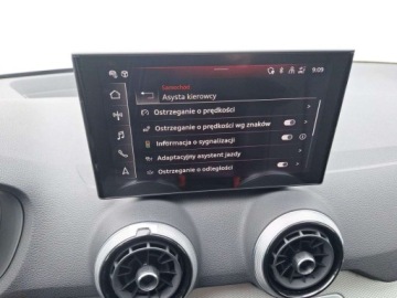 Audi Q2 SUV Facelifting 2.0 40 TFSI 190KM 2025 Audi Q2 FV, Audi Sound System, Pakiet Czern, Carplay, przygotowanie pod hak, zdjęcie 27